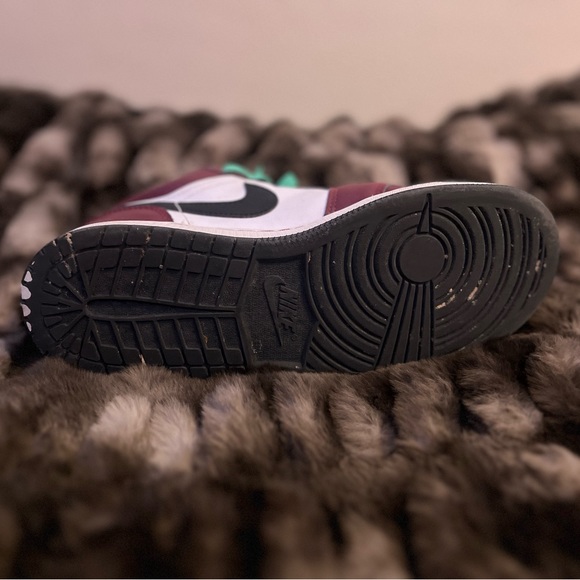 AirJordan 1 Low GS Dark Beetroot with Roma Green Shoes - Picture 3 of 6